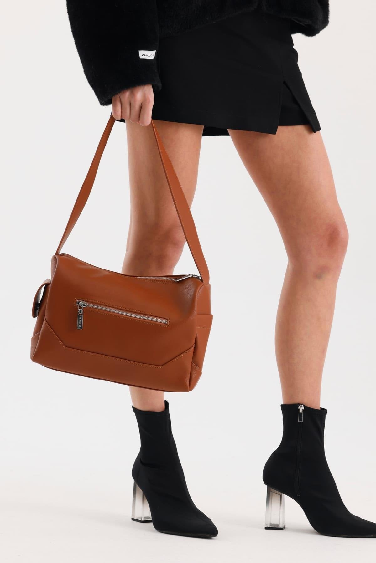 Aron Atelier Tan Soft Leather Shoulder Bag
