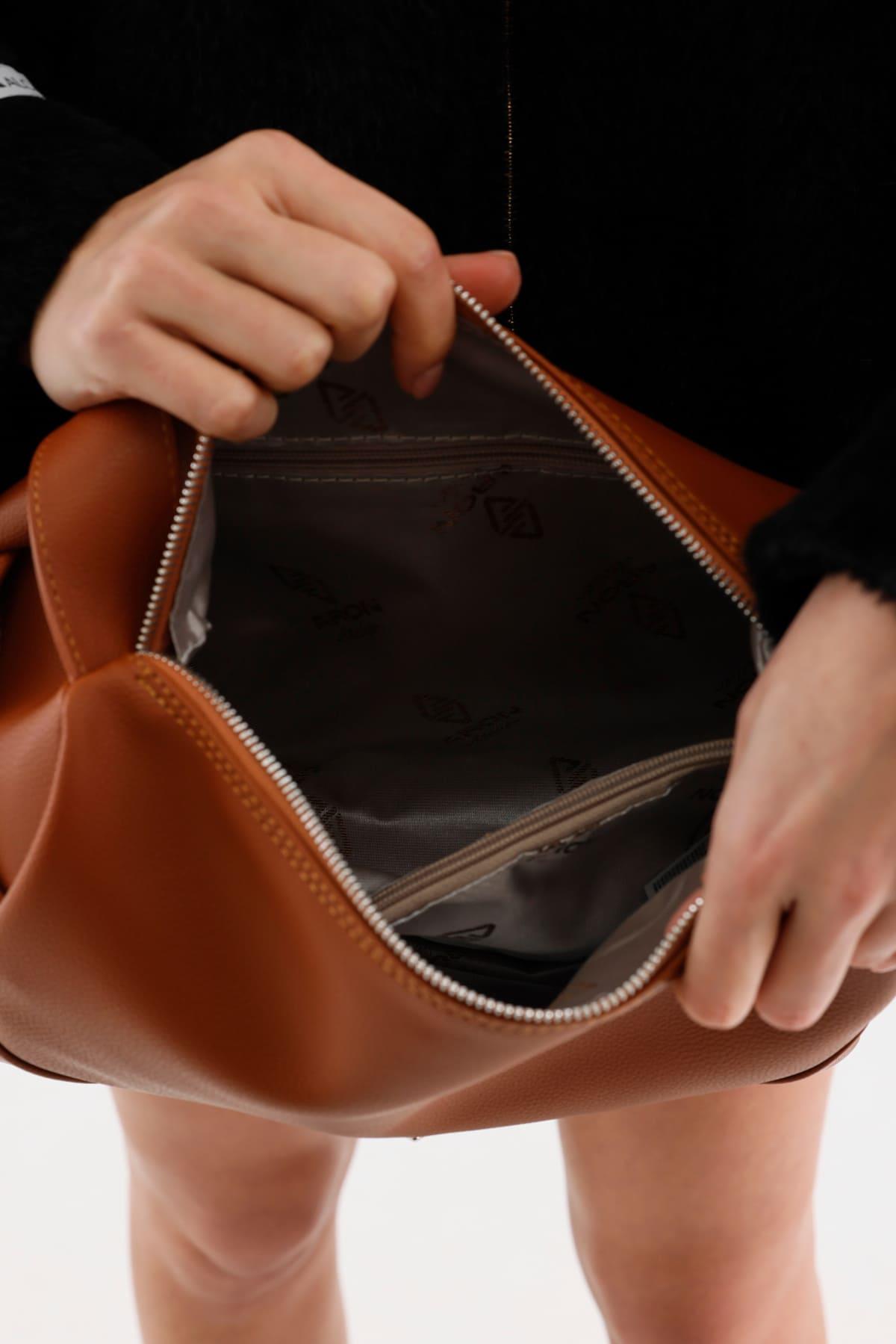 Aron Atelier Tan Soft Leather Shoulder Bag